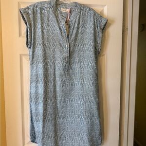 Vineyard Vines Light Blue and White Chevron Shift Dress